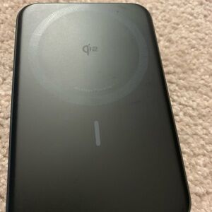 Black Wireless Charger